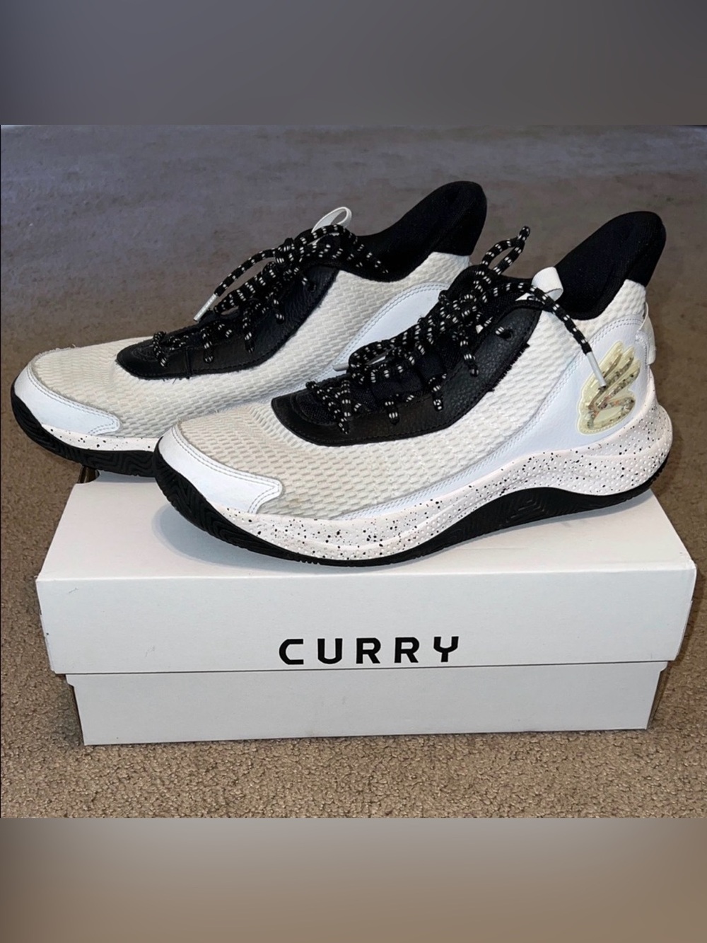 Under Armour Curry 3Z7 White Black Basketball Shoes Men’s 10.5